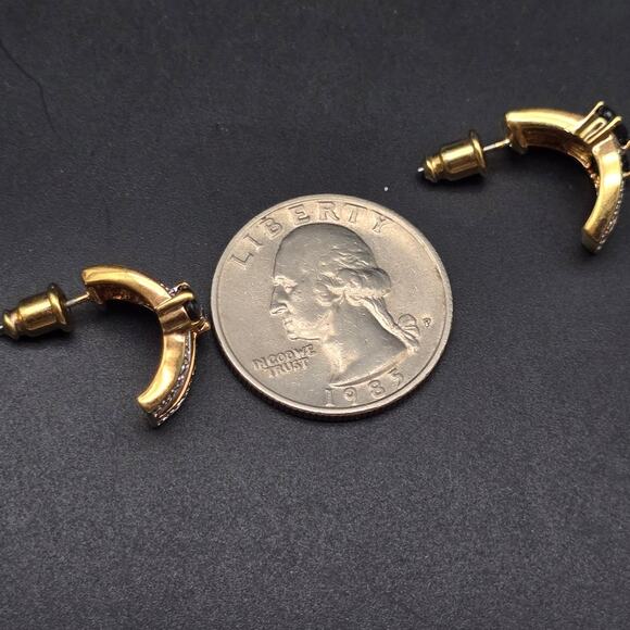 Dark Blue Sapphire Diamond Chip Earrings Curved Half Hoop Gold Plated - Picture 5 of 8